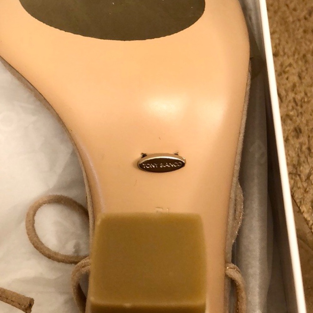 Tony Bianco KENDALL Heel Clear Blush Suede 5.5 - Picture 8 of 8
